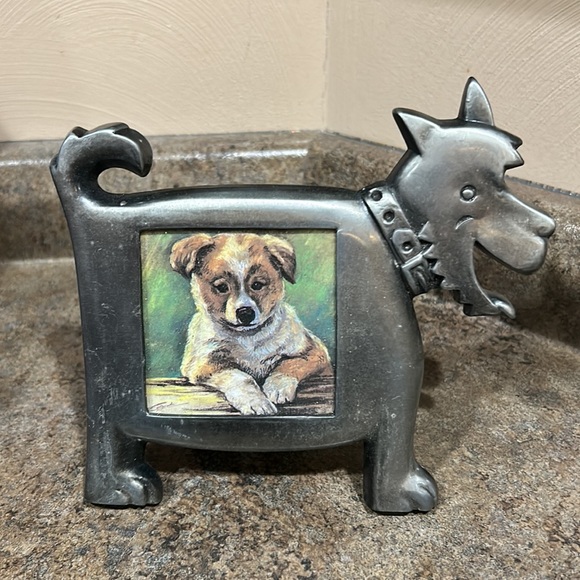 Pet picture frames, one dog and one cat - Picture 2 of 5